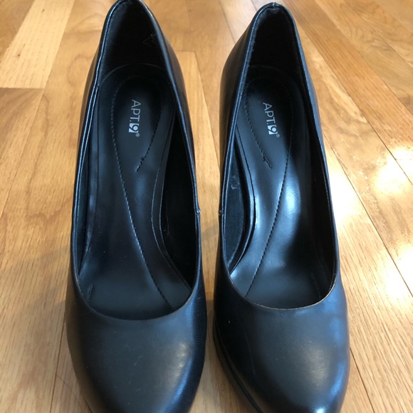 Apt. 9 Shoes - APT 9 black close toe heels sz6